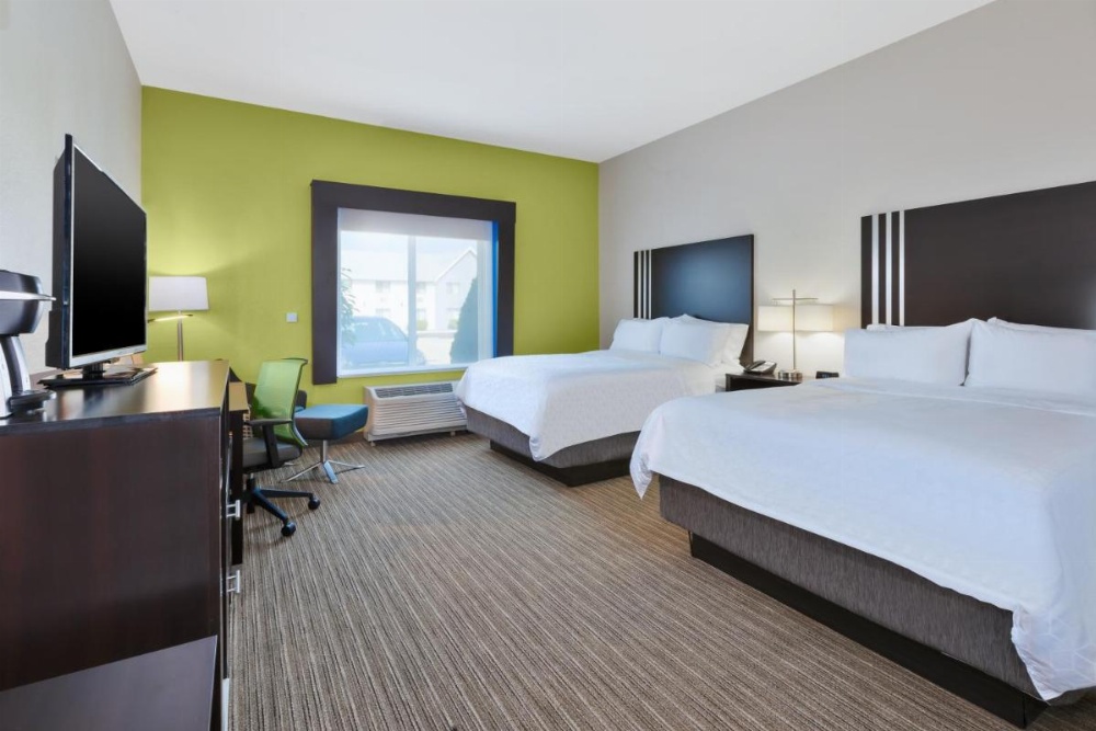 Room image 4